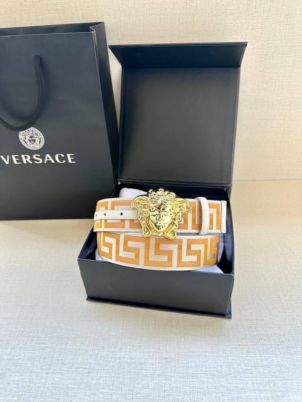VERSACE La Medusa La Greca Belt 'Beige/White' Banlieue91