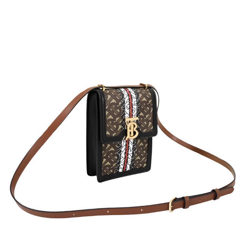 BURBERRY Valencia Tb Leather Crossbody Pouch Banlieue91