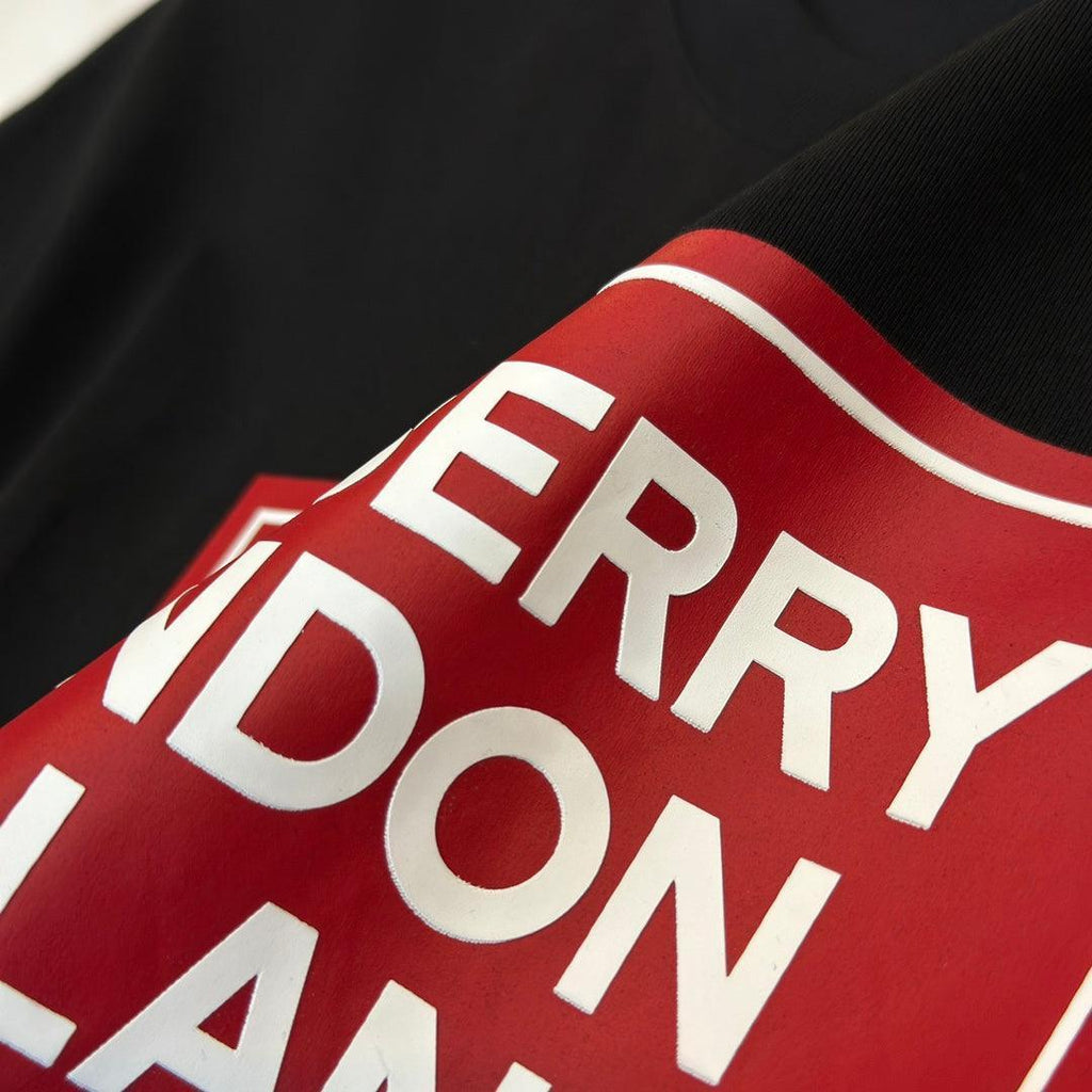 Burberry Black & Red T-Shirt Without Collar Banlieue91