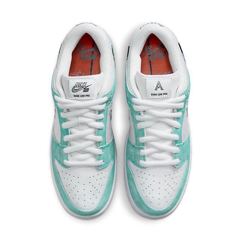 Nike SB Dunk Low 'April Skateboards' Banlieue91