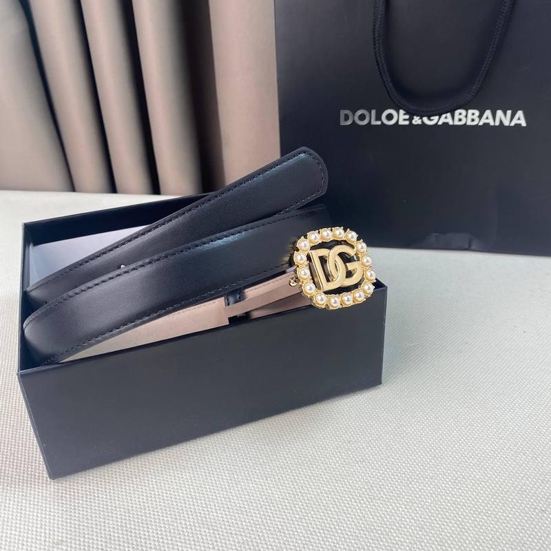 Dolce Gabbana Women Calfskin belt with bejeweled DG logo 'Black' Banlieue91