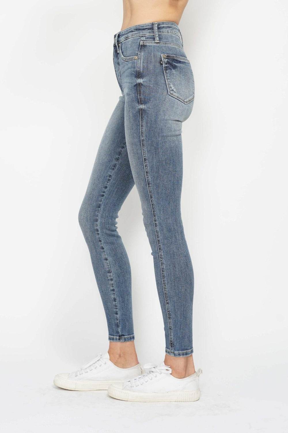 Judy Blue Full Size Tummy Control Contrast Wash Women Skinny Jeans