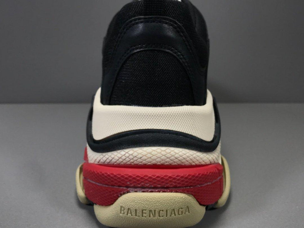 BALENCIAGA TRIPLE S SNEAKER Banlieue91