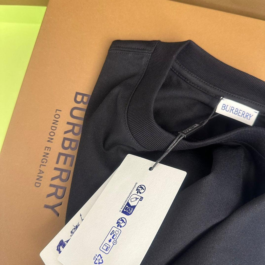 Burberry Black T-Shirt Without Collar Banlieue91