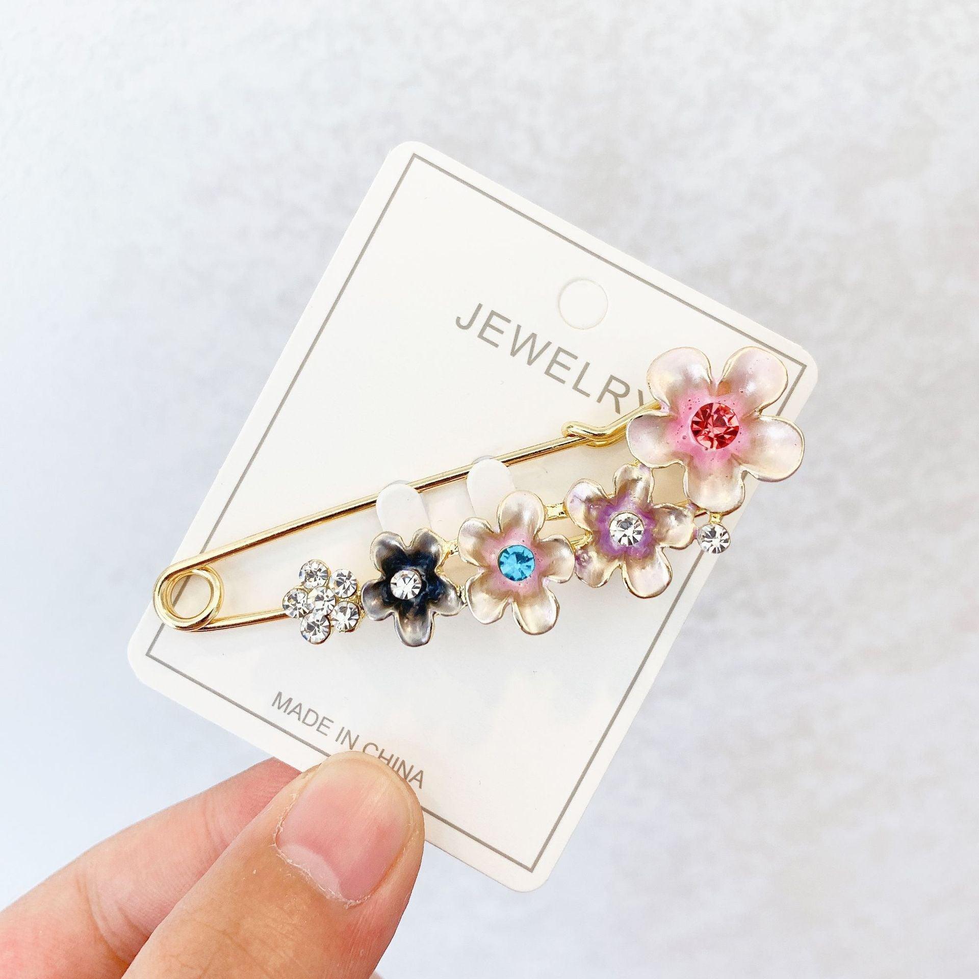 High-end Safety Pins For Women Flower Pin Crystal Rhinestones Safety Pins Woman Jewelry Accessories Hijab Scarf Clip Buckles Stevvex