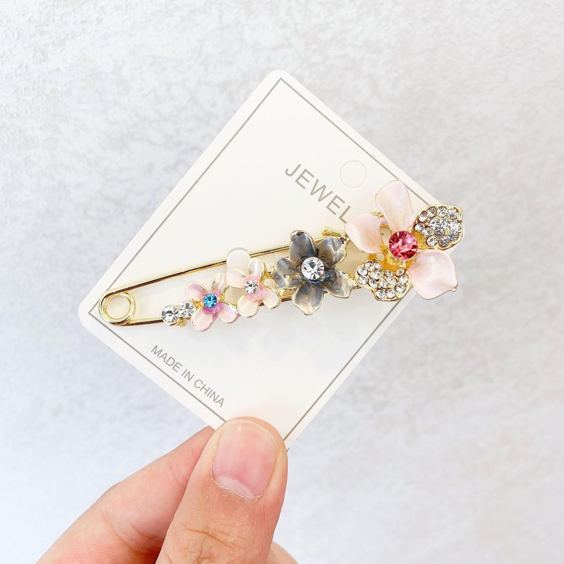 High-end Safety Pins For Women Flower Pin Crystal Rhinestones Safety Pins Woman Jewelry Accessories Hijab Scarf Clip Buckles Stevvex