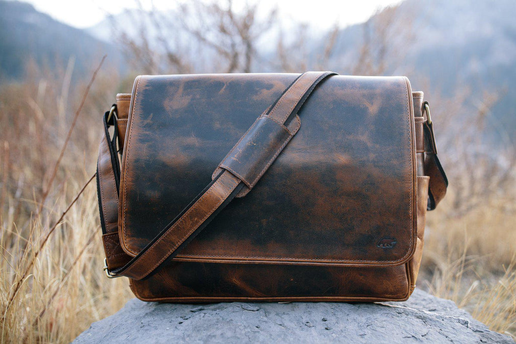 Kasilof Messenger 18 inch XL Kodiak Leather