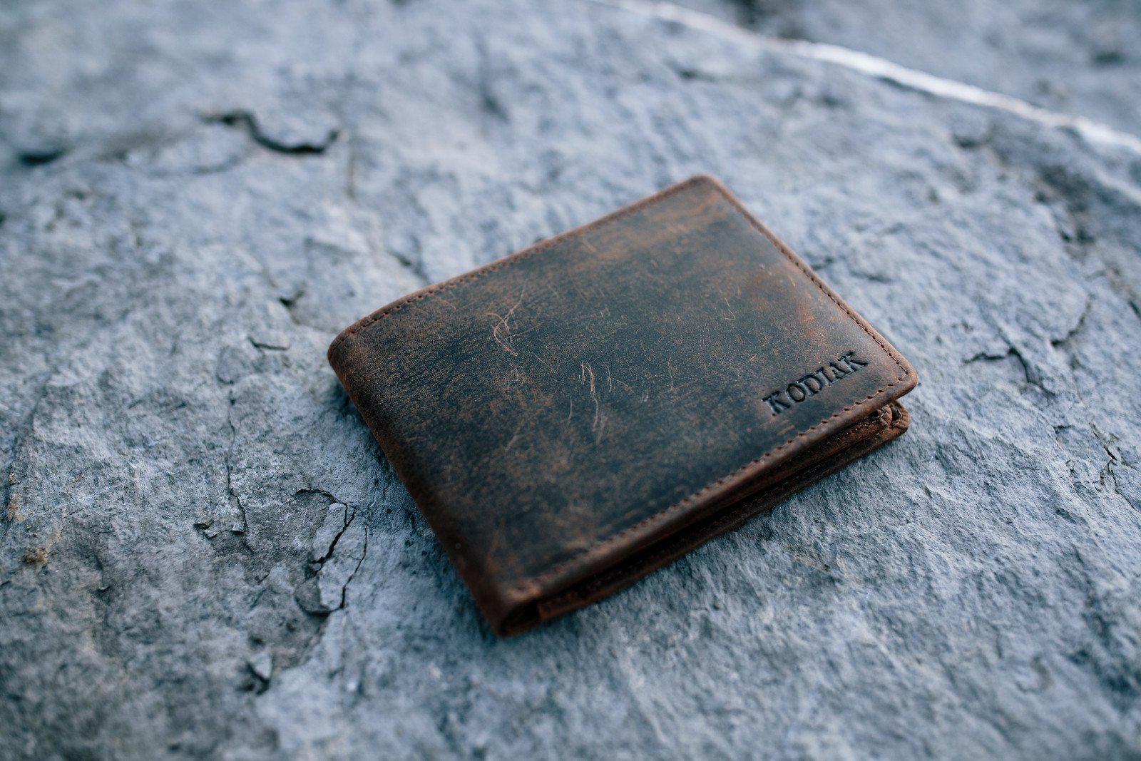 Large RFID Bifold Wallet Kodiak Leather