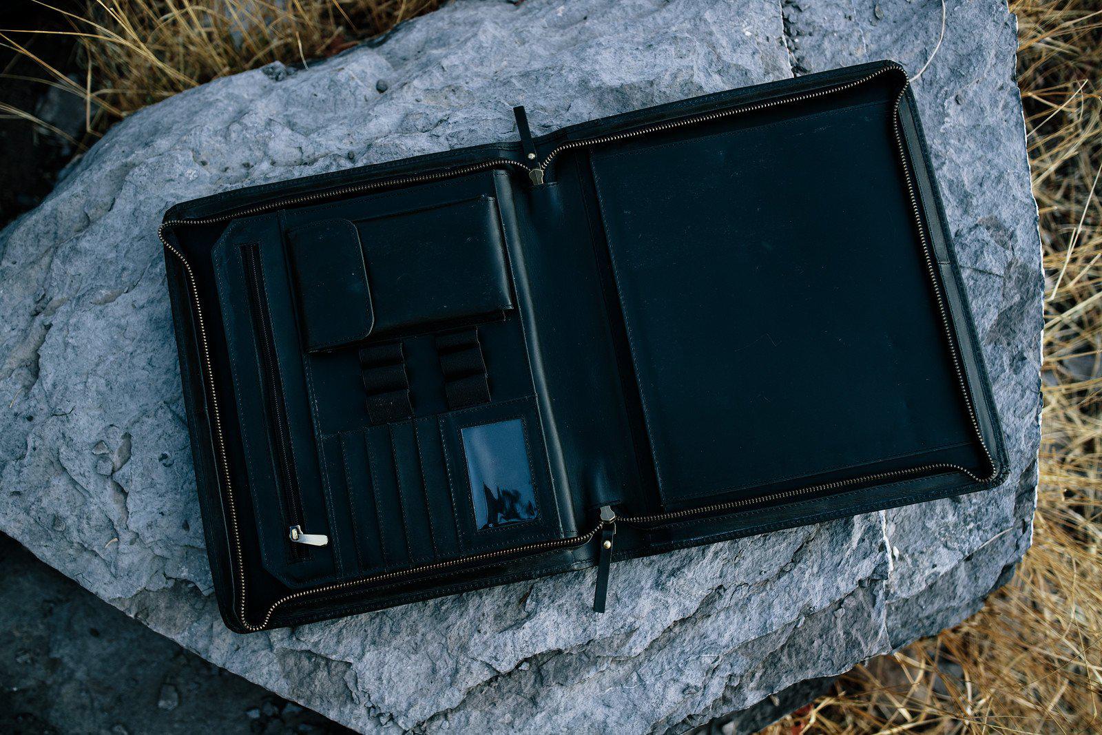 Nomad Leather Portfolio Kodiak Leather