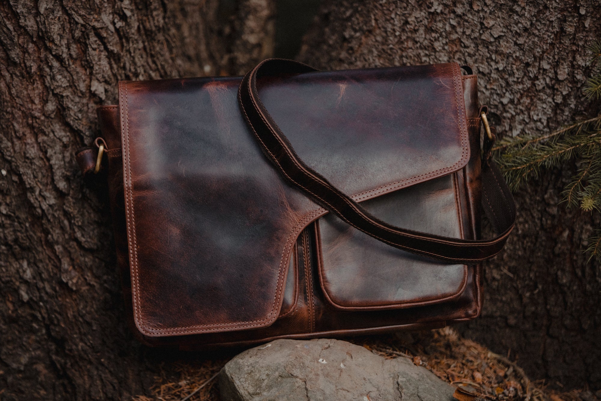 Buffalo Leather Messenger Kodiak Leather