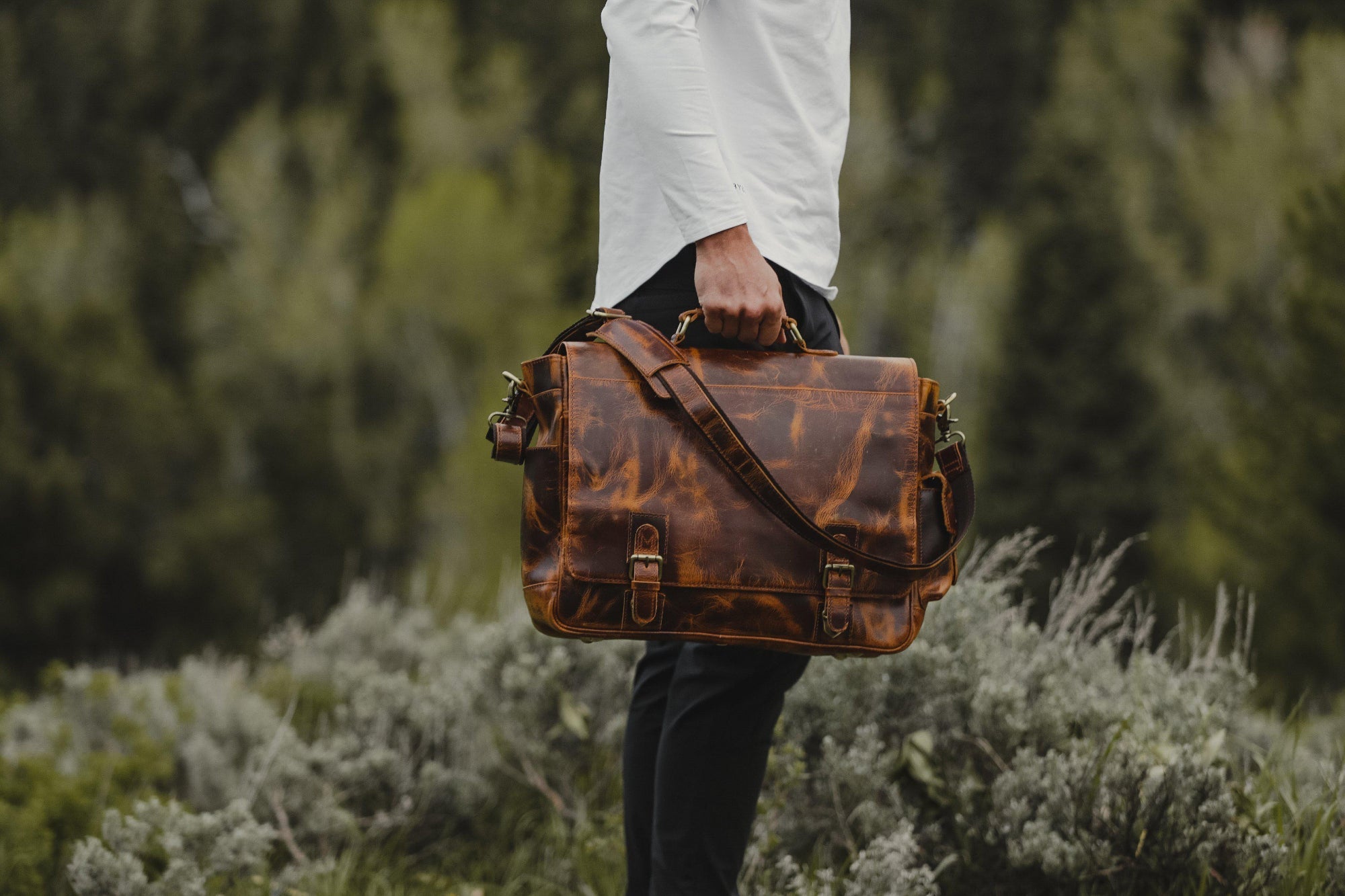 Sitka Leather Messenger Kodiak Leather