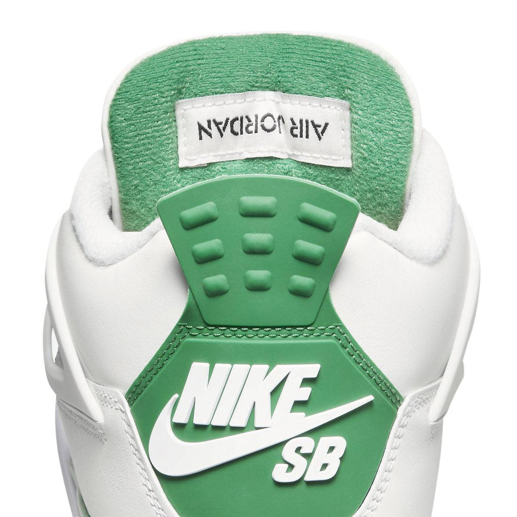 Air Jordan 4 Retro SB Pine Green Banlieue91