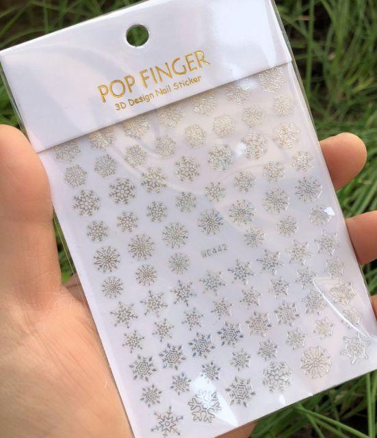 Iridescent Silver Laser Snowflakes 3D Nail Stickers Christmas Self Adhesive Transfer Sliders For Manicures Tips Manicure Woman Decoration Nail Art Nail Ornament Self Adhesive Nail Decals Colorful Nail Sticker Jewelry Design For Nails Sliders Tips