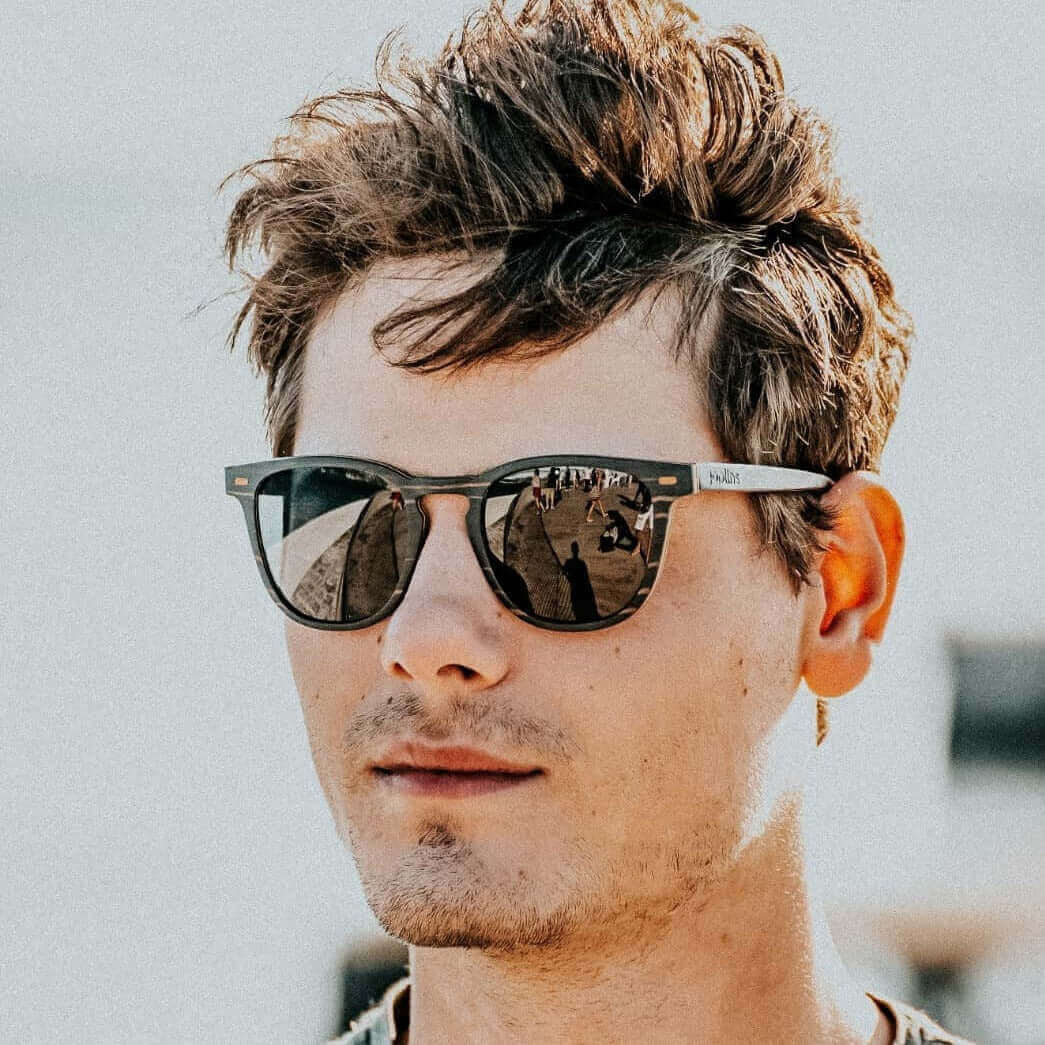 Lark - Unisex Wooden Sunglasses JOPLINS® | Premium Sustainable Sunglasses