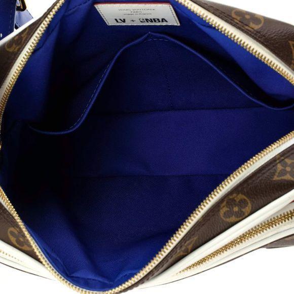 Louis Vuitton x NBA Nil Messenger Bag in Monogram Antarctica Canvas Banlieue91