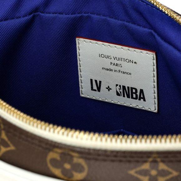 Louis Vuitton x NBA Nil Messenger Bag in Monogram Antarctica Canvas Banlieue91
