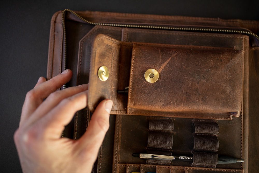 Nomad Leather Portfolio Kodiak Leather