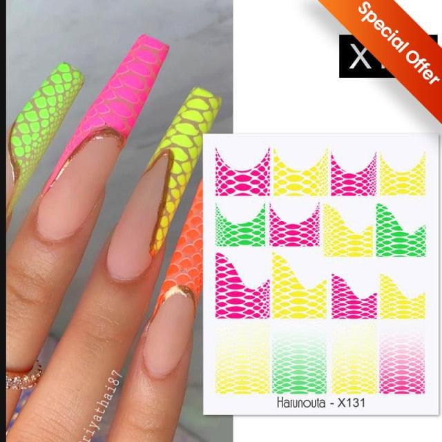 Nail Sticker Flower Water Transfer White Rose Necklace Lace Jewelry Nail Water Decal Black Wraps Tips  Nail Art Accessories Decoration Decal Self-Adhesive 3D Wave Design Decoration for Women Girls Tape Nail Art Stickers Decal Decoration