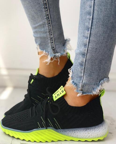 New Women Platform Modern Sneakers Casual Walking Shoes Slip On Mesh Sneakers Lightweight Comfortable Vulcanize Shoes Luxury Fashion Womens Sneakers