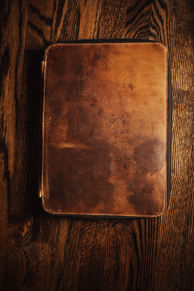 Buffalo Leather MacBook Portfolio Kodiak Leather