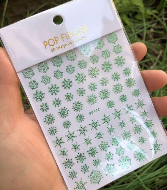 Iridescent Silver Laser Snowflakes 3D Nail Stickers Christmas Self Adhesive Transfer Sliders For Manicures Tips Manicure Woman Decoration Nail Art Nail Ornament Self Adhesive Nail Decals Colorful Nail Sticker Jewelry Design For Nails Sliders Tips