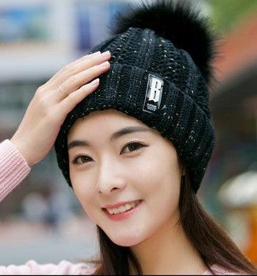 Warm Winter Skellies Beanies Knitted Hat Women Brand High Quality Winter Women Ball Ski Wool Fur Hat Pompoms Hats Knitted Scarf Women's Winter Beanie Hat, Warm Fleece Lined Knitted Soft Ski Cuff Cap with Pompom Stevvex