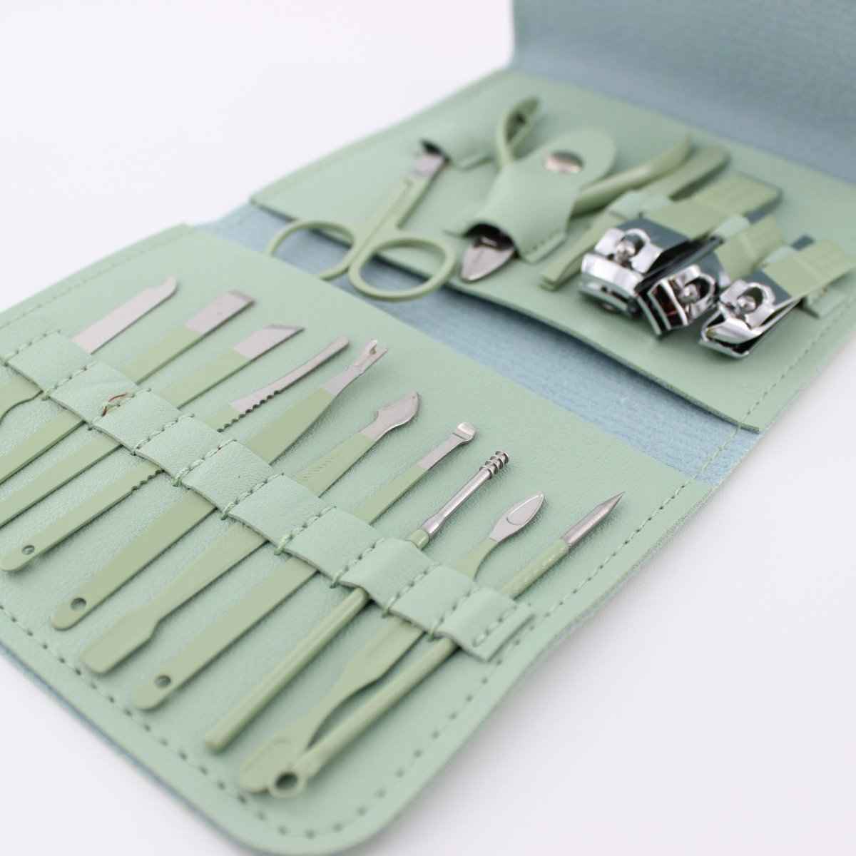 Nail Clippers Pedicure Kit – 16-Piece Grooming Set with Case Dashing Nova