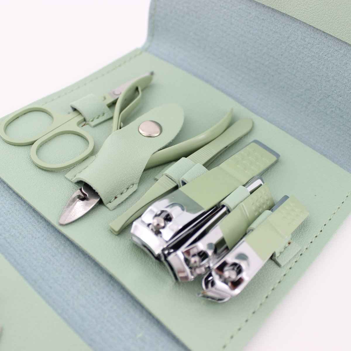 Nail Clippers Pedicure Kit – 16-Piece Grooming Set with Case Dashing Nova