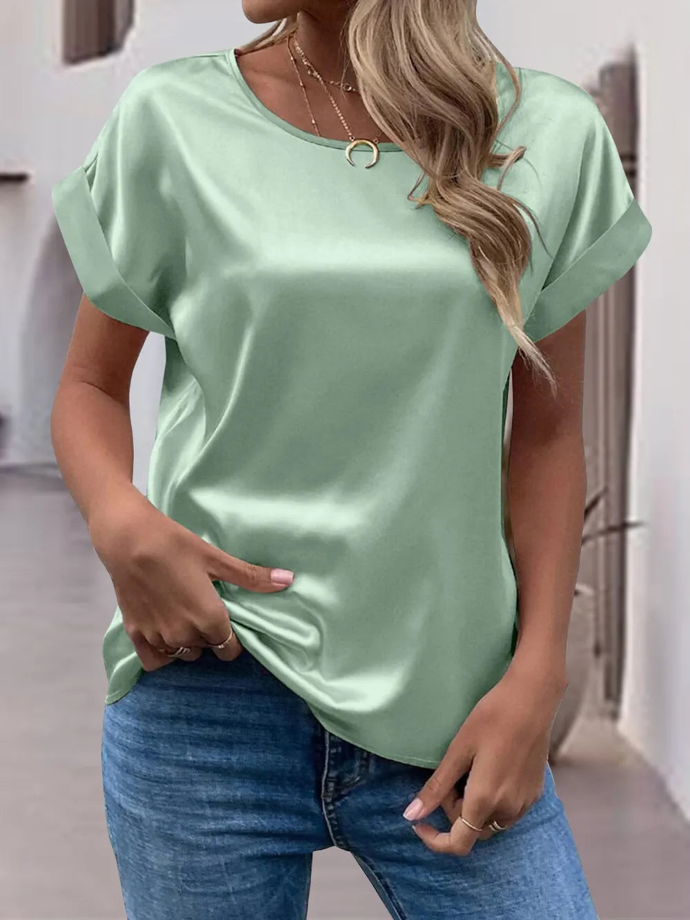 Round Neck Short Sleeve T-Shirt V.I.P Digital Presence