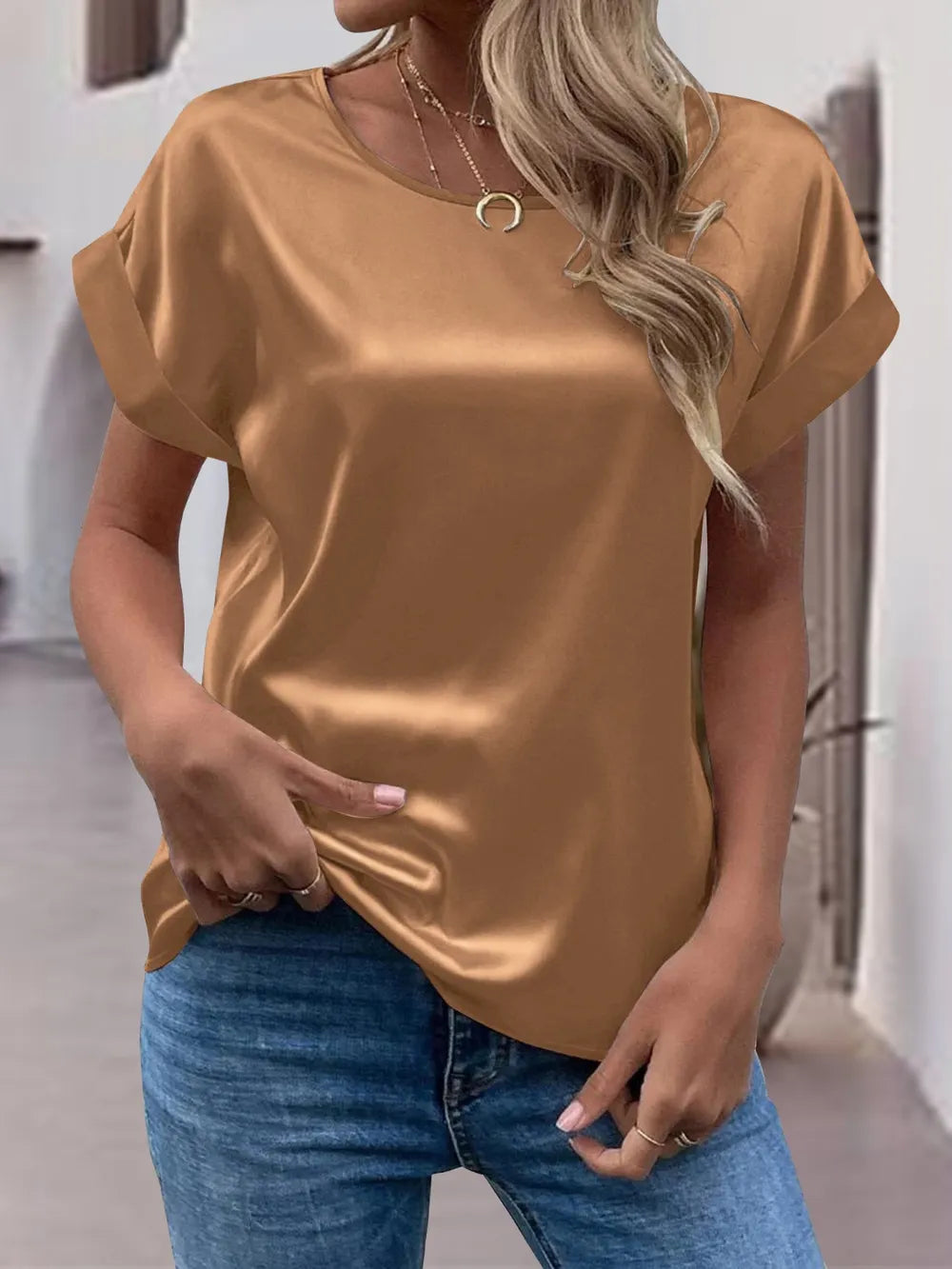 Round Neck Short Sleeve T-Shirt V.I.P Digital Presence