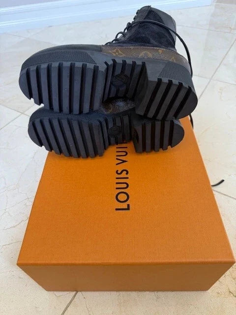 Louis Vuitton  Laureate Platform Desert Boots