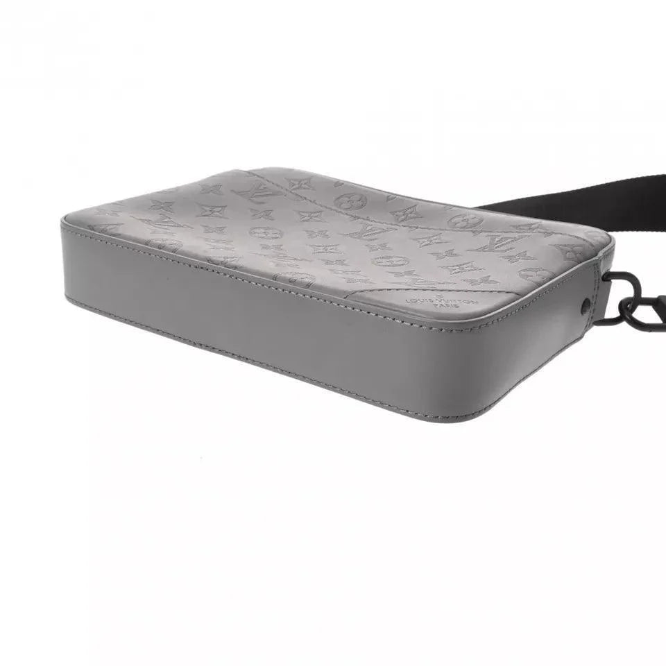LOUIS VUITTON Monogram shadow Duo messenger Gray For Men Banlieue91