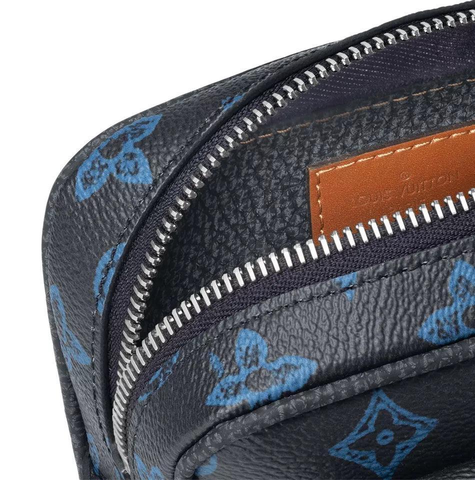 Louis Vuitton women NWT wearable christopher Shoulder Crossbody Banlieue91