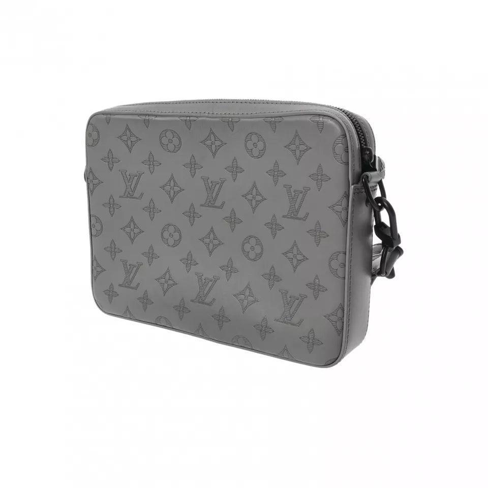 LOUIS VUITTON Monogram shadow Duo messenger Gray For Men Banlieue91