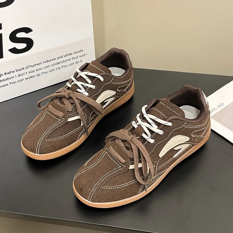 Small and versatile flat bottomed breathable casual shoes V.I.P Digital Presence