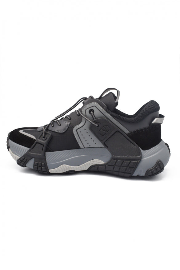 Valentino Garavani Men Wod Sneakers