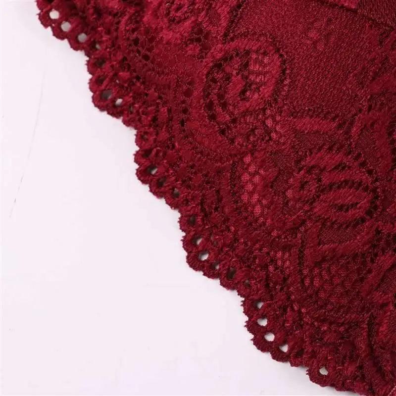 Stunning Women's French Style Lace Bra Girls Triangle Cup Lingerie With Deep V Wireless Underwear Soft Thin Seamless Bra Stevvex