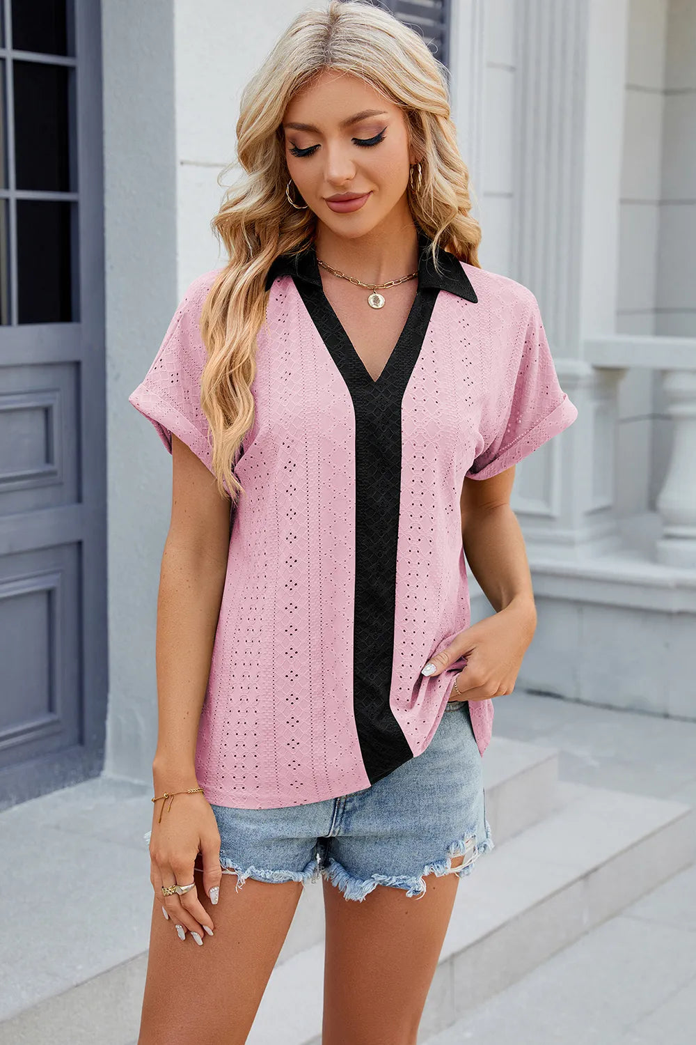 V-neck contrasting short sleeved loose T-shirt top for women V.I.P Digital Presence