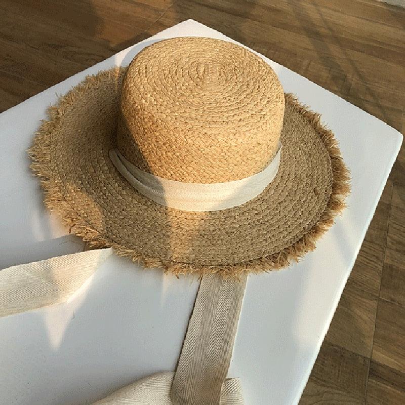 Vintage Straw Hat Women Wide Sun Protection Beach Hat Black And White Ribbon Bowknot Cute Design Straw Cap Women Elegant Summer Hat Beach Fedoras Casual Ladies Flat Top Hat Stevvex